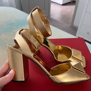 Valentino Rockstud Heels- NEVER WORN IN BOX